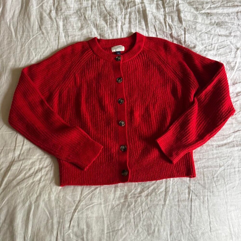 Universal Thread Fuzzy Red Crewneck Ribbed Knit Cardigan Size Large